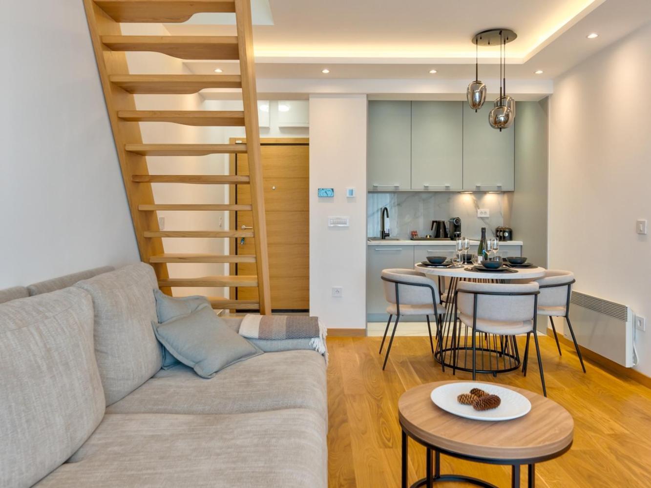 Pino Silvestre Apartment *